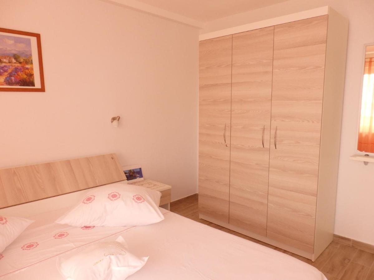 Apartmani Stipan Brela Extérieur photo